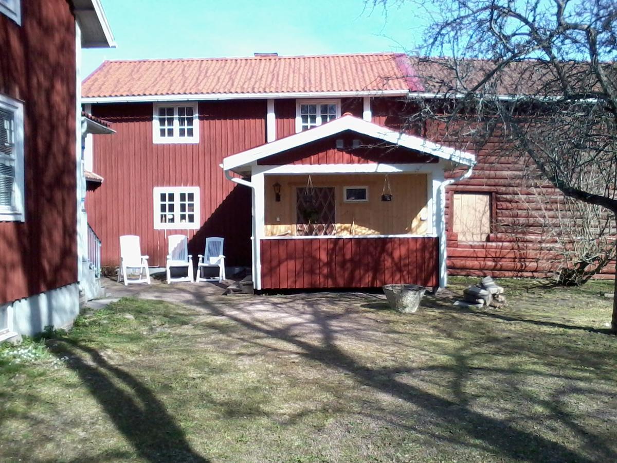 Draenggardens Stuga Pa Genuin Raettviksgard Boda  Экстерьер фото